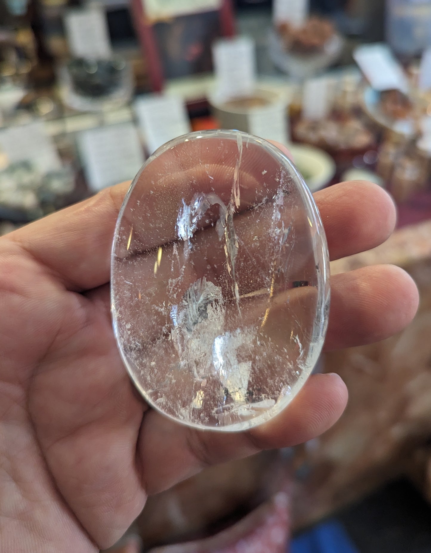 Quartz Palm Stone