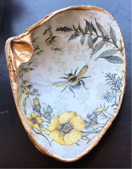 Clamshell with bee and flower painted on the inside, gold leaf edge. Perfect for holding rings or magical trinkets!